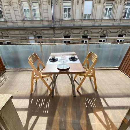 Apartament Parisi Flat Budapeszt Zewnętrze zdjęcie